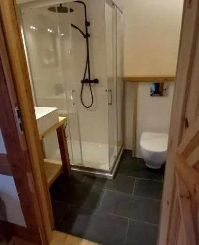 Izerski Dom Фермерский дом *